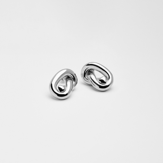 Simple Knot In Silver